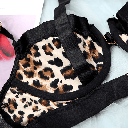 Body de encaje con Portaligas y corset Animal print